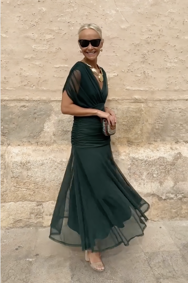 Louise | Elegancka Sukienka Wieczorowa z Dekoltem V
