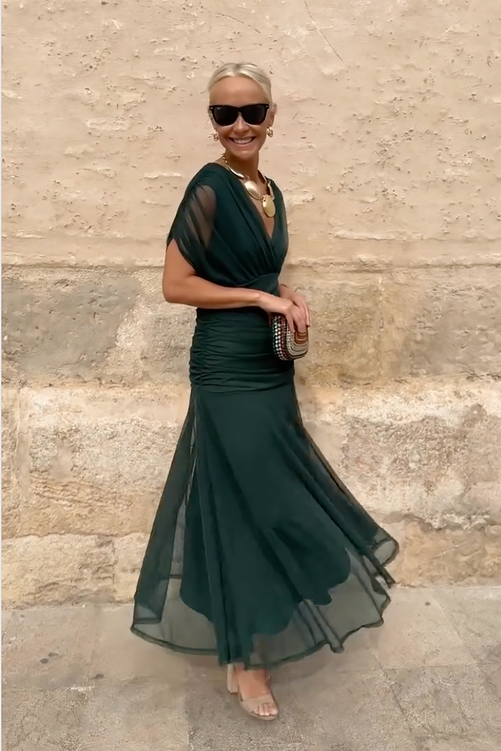 Louise | Elegancka Sukienka Wieczorowa z Dekoltem V