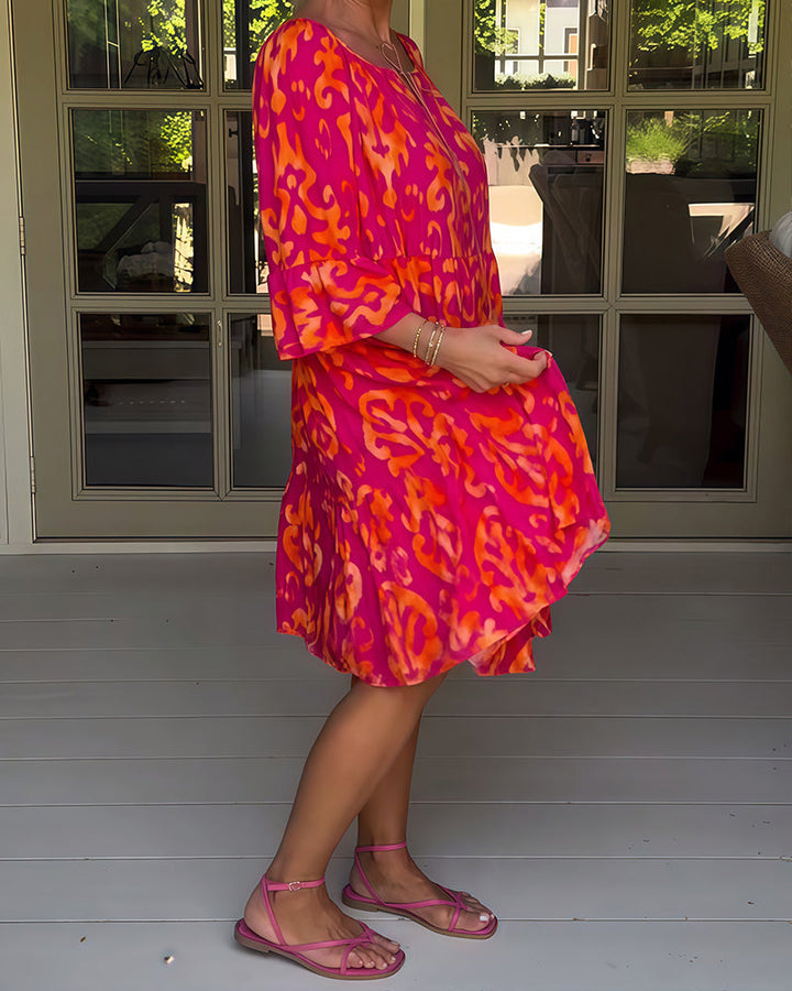 Sukienka Marisela – Stylowy nadruk, komfort przez cały dzień