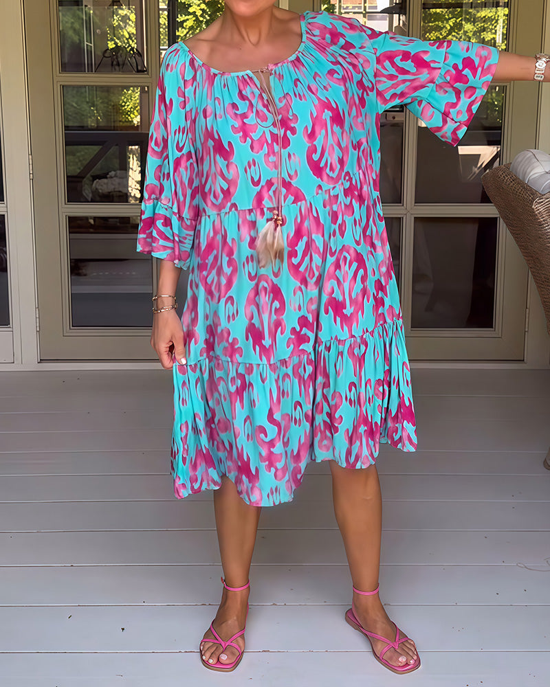 Sukienka Marisela – Stylowy nadruk, komfort przez cały dzień