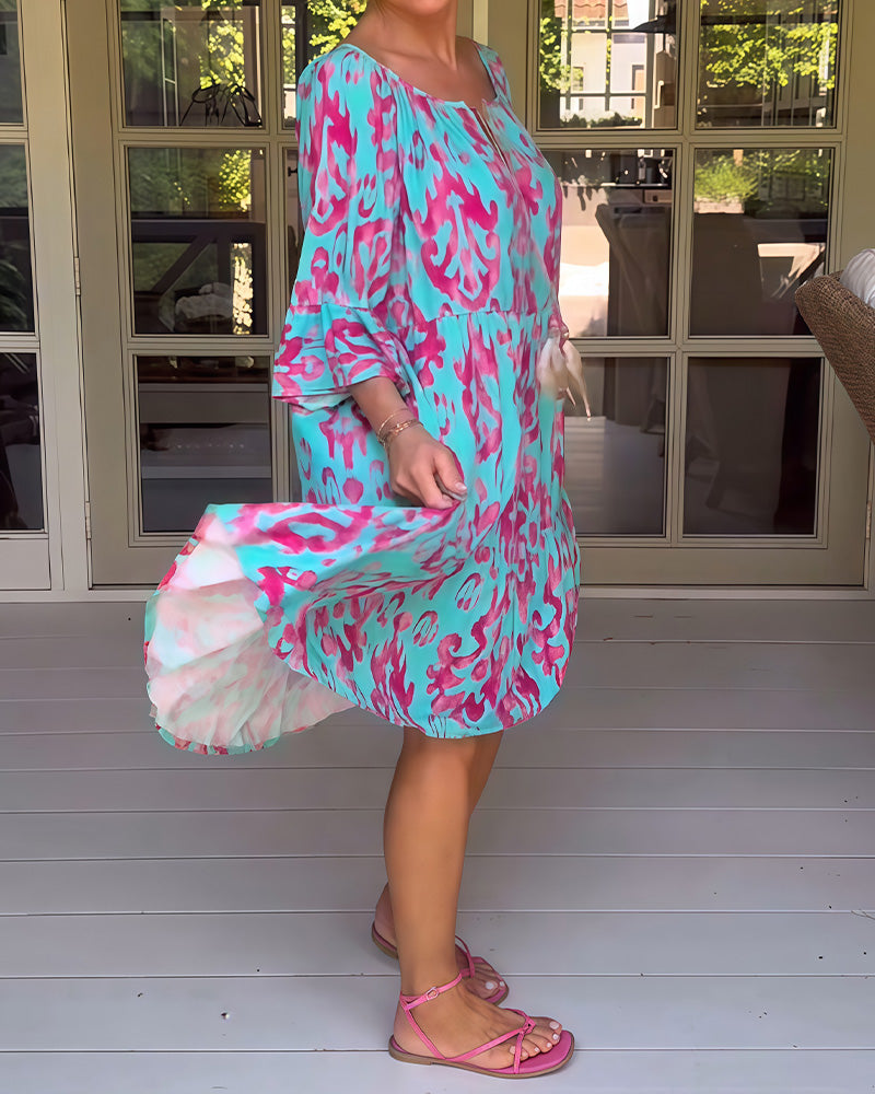 Sukienka Marisela – Stylowy nadruk, komfort przez cały dzień