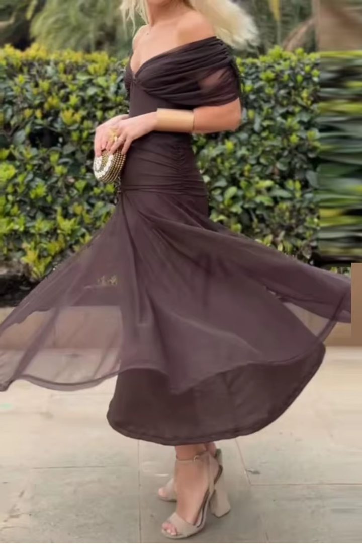 Louise | Elegancka Sukienka Wieczorowa z Dekoltem V